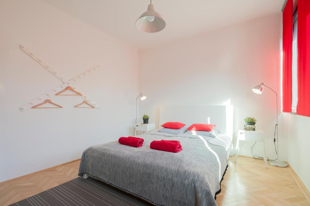 New Design Apartment By Gozsdu Court Budapest Exterior photo